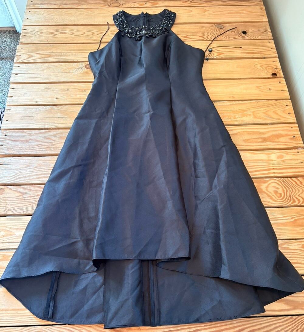Adrianna Papell NWOT Women’s Sequin Neckline Sleeveless Dress Size 10 Black M4